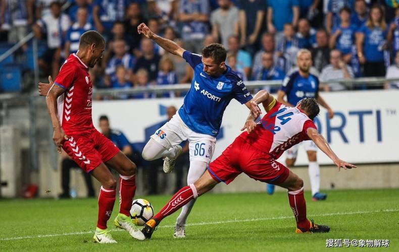 清晨荷甲焦点战，布莱顿内部沟通，悬念犹存，更衣室氛围转暖